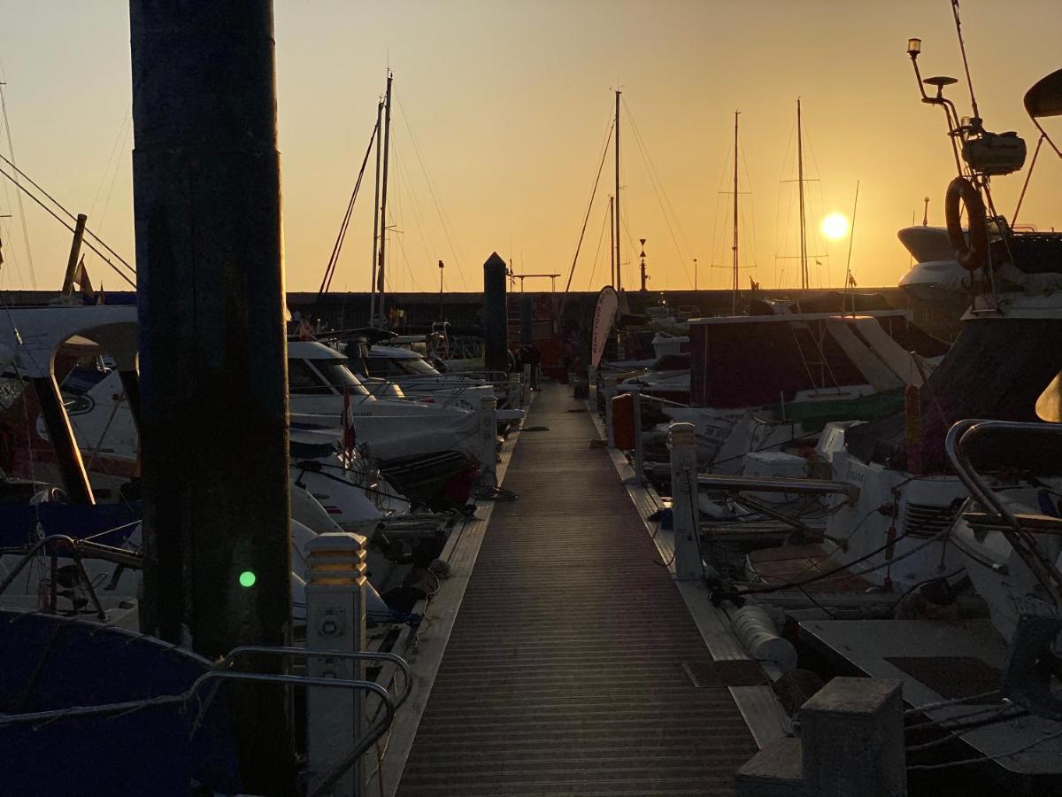 Barco Pita - Amarilla Marina Hotell San Miguel de Abona Exteriör bild